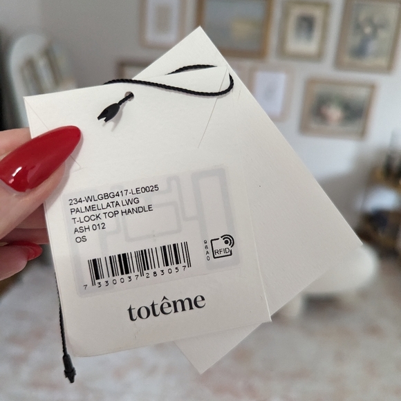 Toteme T Lock bag 1️⃣1️⃣0️⃣0️⃣ - Picture 2 of 16